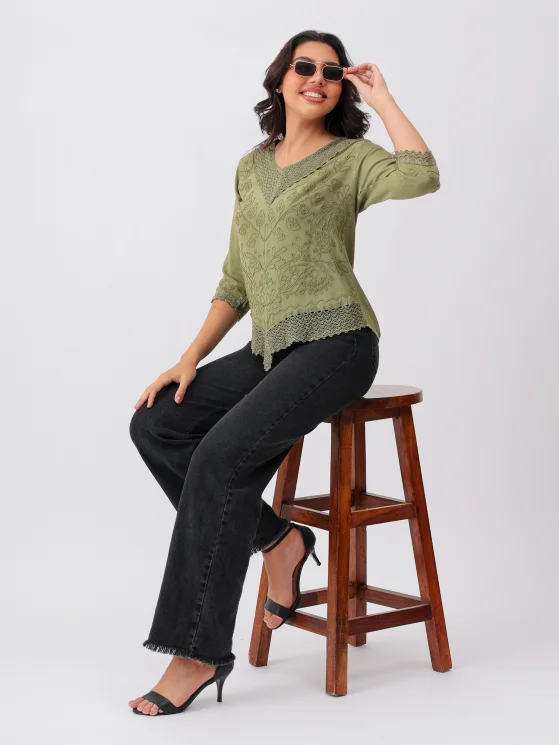 Women's Casual Embroidered Top